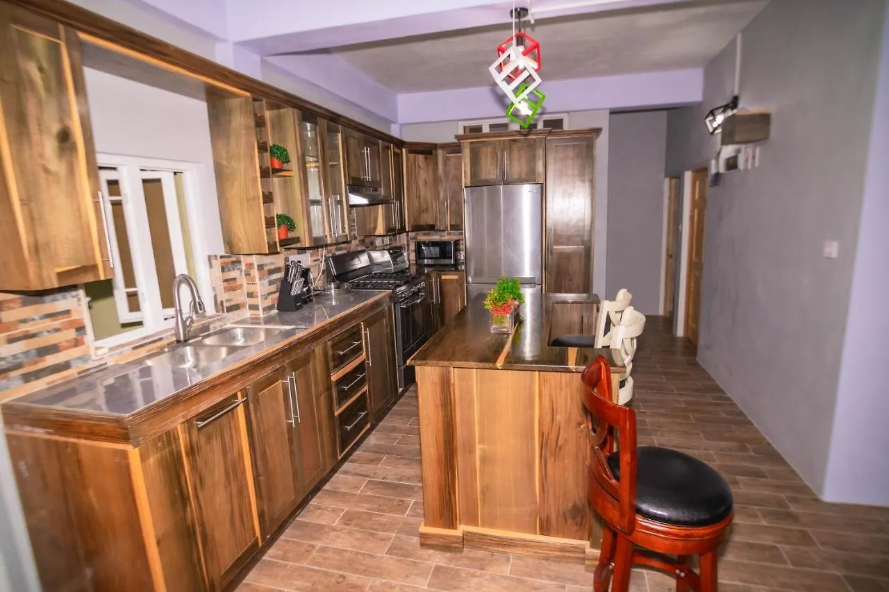 Topaz Apartment Villa - Piton View Soufriere Guest house