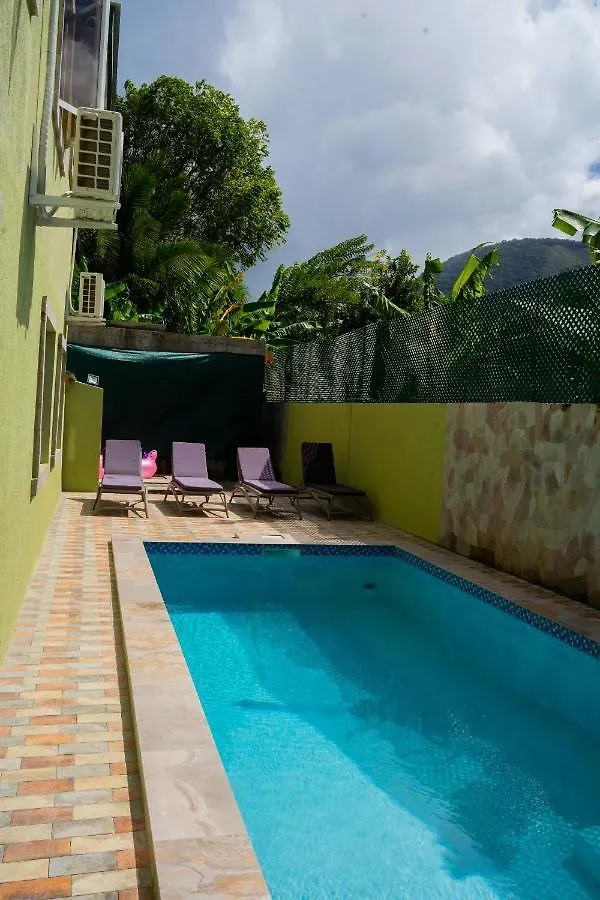 Topaz Apartment Villa - Piton View Soufriere 0*,